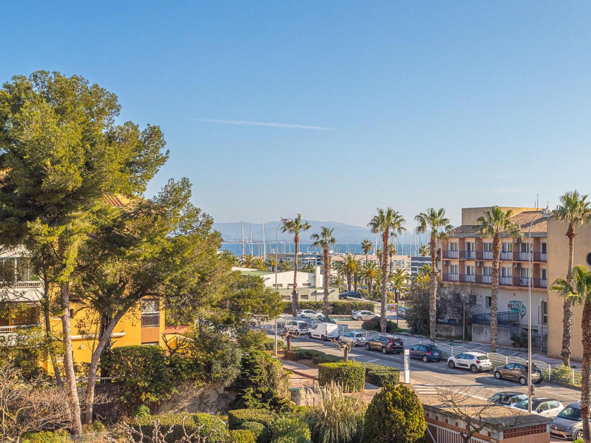 Apartment Les Regates-1 By Interhome Hyeres Exterior photo